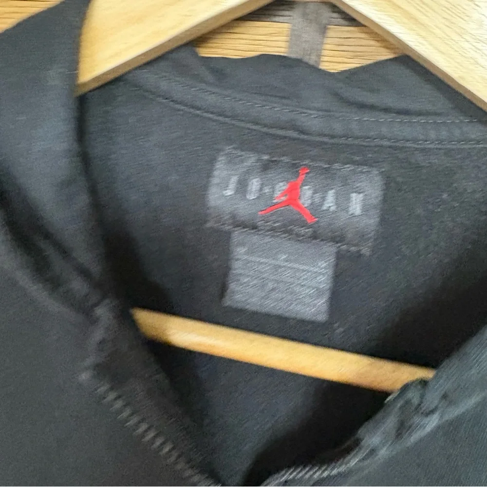Jordan Black Zip Up Hooded‎ Jacket Size Medium
